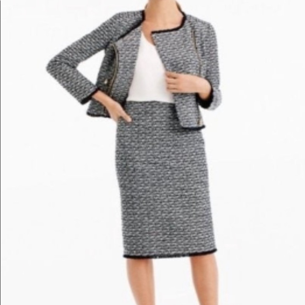 JCREW New Black& White Tweed Pencil Skirt with Fringe Trim Size 2